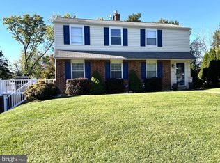 4027 Joshua Rd, Lafayette Hill, PA 19444