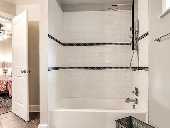 Downstairs full bathroom