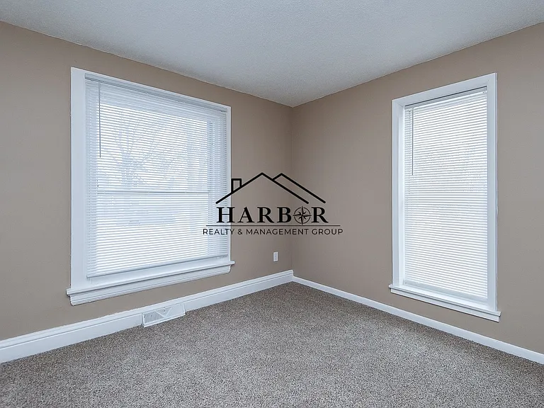 723 E Center St #1 — Photo 2