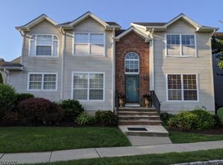 53 Whitehead Rd, Bridgewater, NJ 08807