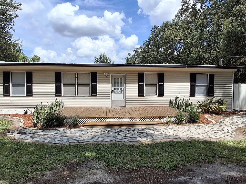 1st image of 21 Crescent Ridge Rd