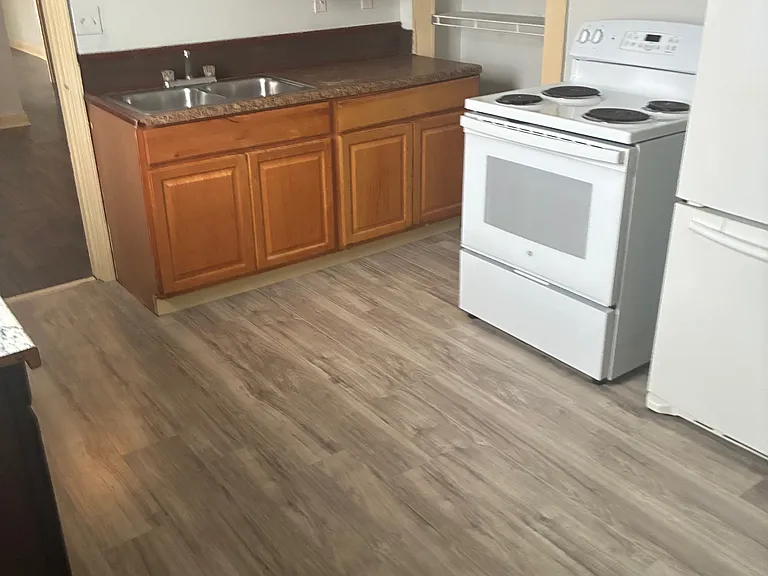 508 S Hennessey St — Photo 7
