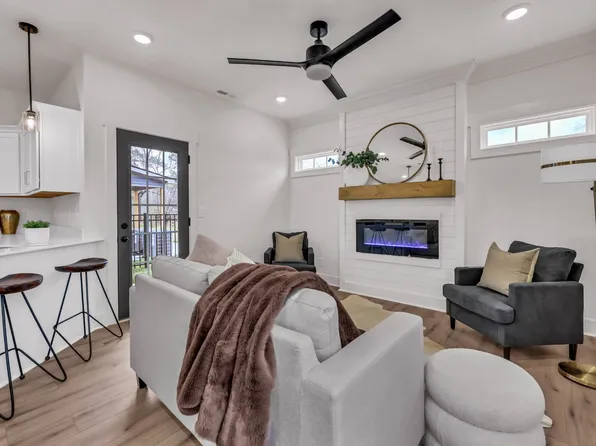 548 Charleston Cove Way, Clarksville, TN 37043