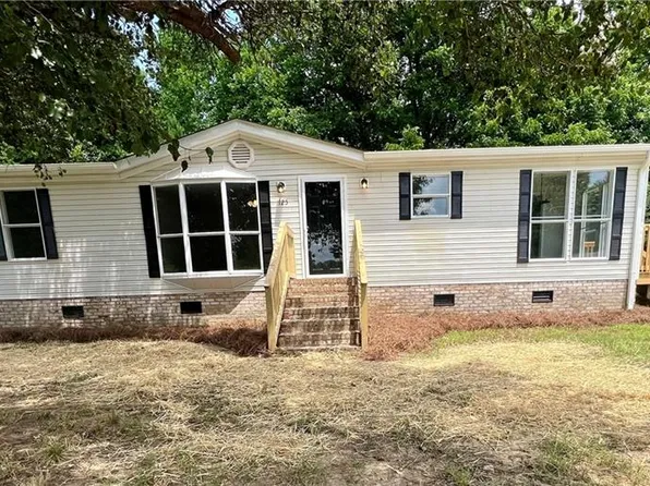 125 Old Farm Ln, Mocksville, NC 27028