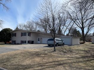 5585 142nd St N, Hugo, MN 55038