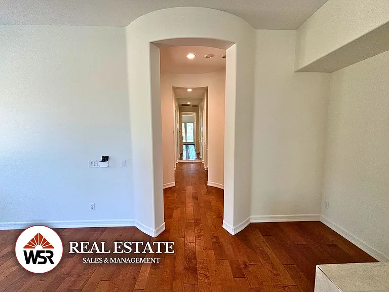 18691 Oak Park Dr — Photo 23