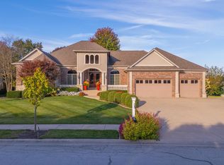 47 Stonebrook Ct, Bloomington, IL 61704