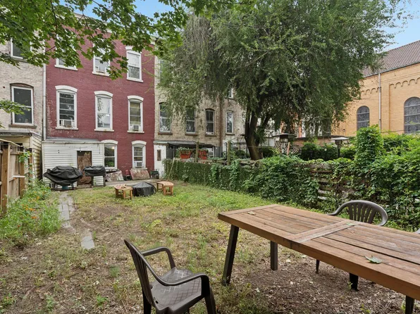 247 Pacific Avenue image 14 of 29