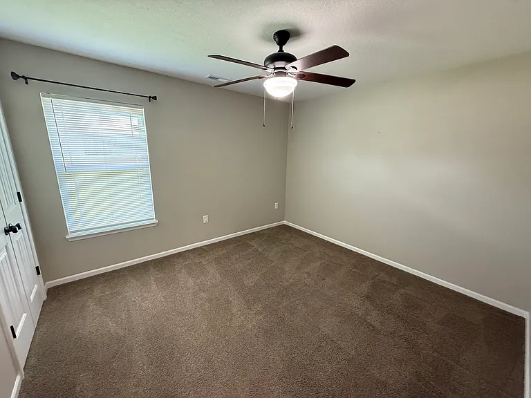 1229 Cypress Ct — Photo 11