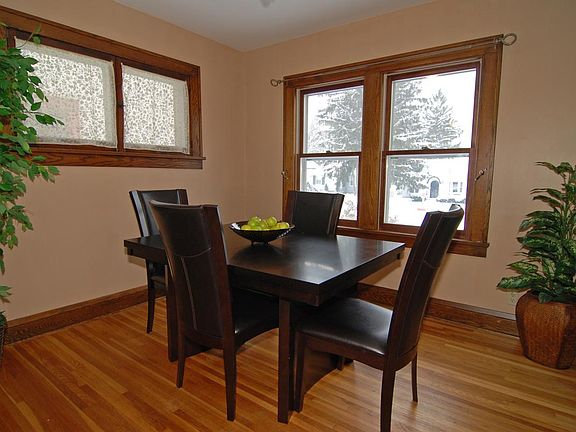 Dining room is located off kitchen