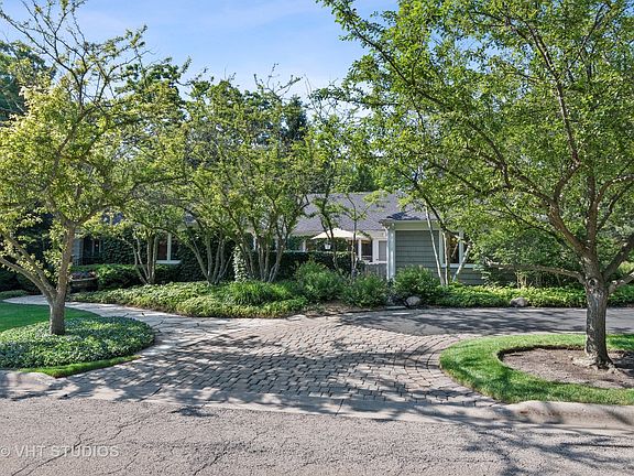 2nd image of 143 S Deere Park Dr