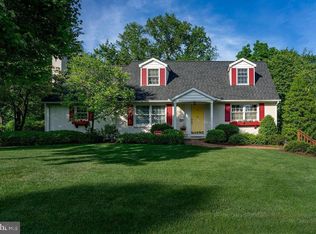 233 New Haven Dr, Lititz, PA 17543