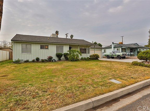 3rd image of 3326 N Erwin St