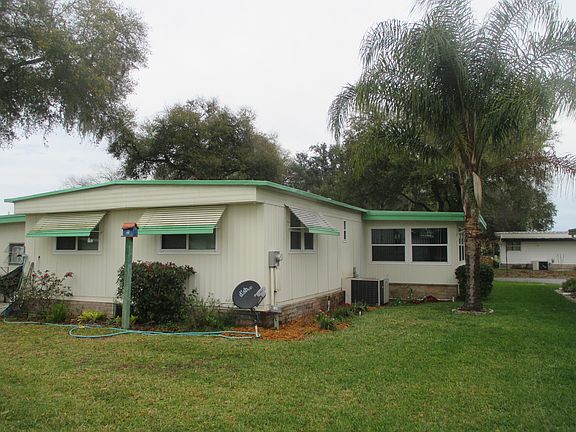 3rd image of 219 Jacaranda Dr