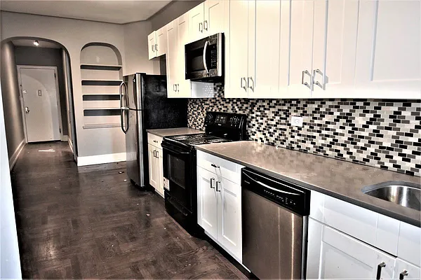 Rented by Zuz Realty | media 20