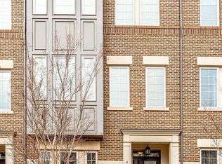 42276 Rhett Dr, Ashburn, VA 20148