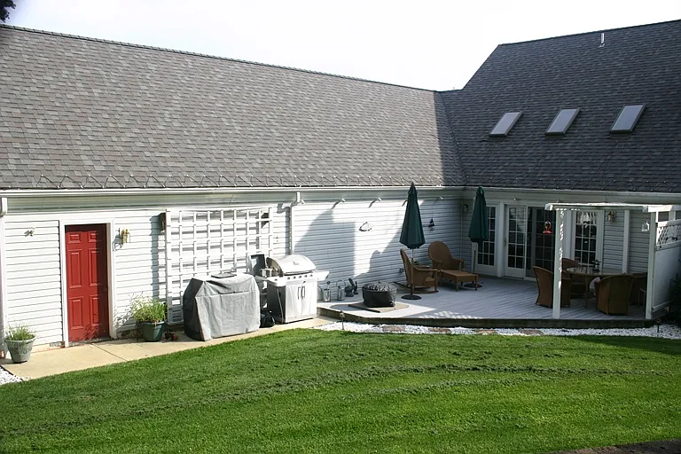 105 Oak Ridge Dr photo 1