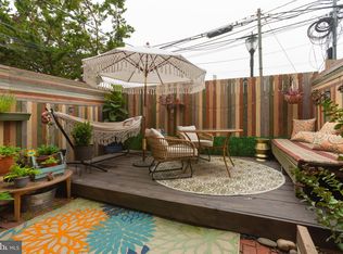 1724 Green St APT A, Philadelphia, PA 19130