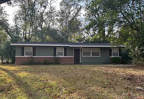 330 Meadowbrook Ln Photo 1