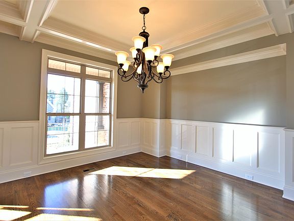 3rd image of 1040 Montrose Dr Lot 64
