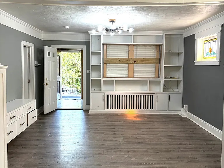 17 Hamilton Ave — Photo 3