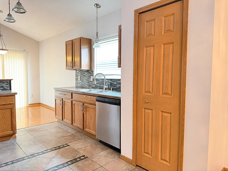 3145 Arborsye Ct — Photo 10