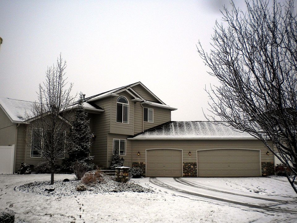 Feb '12 Photo