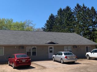 316 3rd Ave W APT 3, Menomonie, WI 54751
