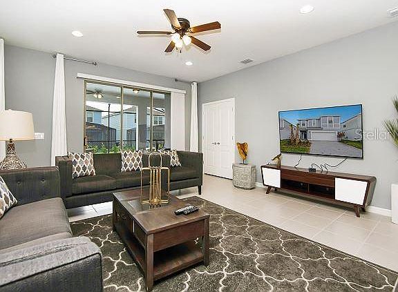5th image of 2465 Dubai St