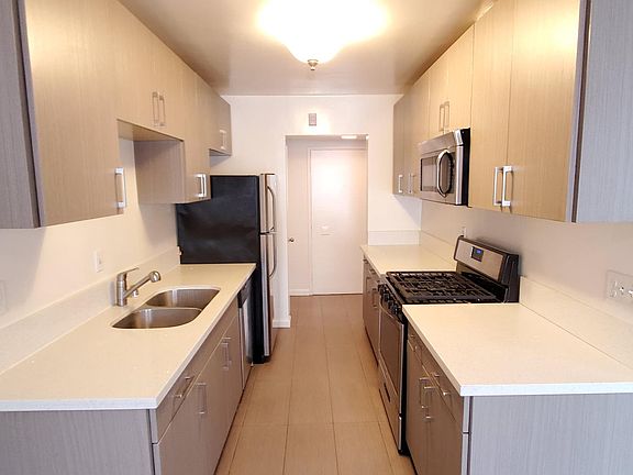 5th image of 3714 Inglewood Blvd #111