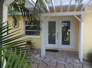 325 Cinnamon Dr, Satellite Beach, FL 32937