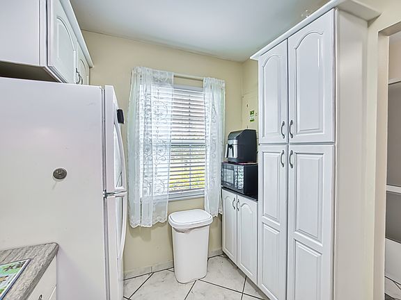 5th image of 6300 S Pointe Blvd #2230
