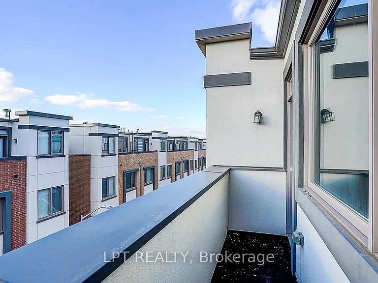 84 William Saville St — Photo 41