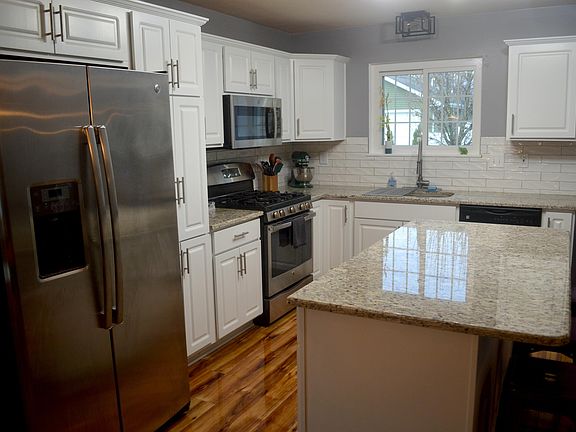 5th image of 3808 Crosby Dr