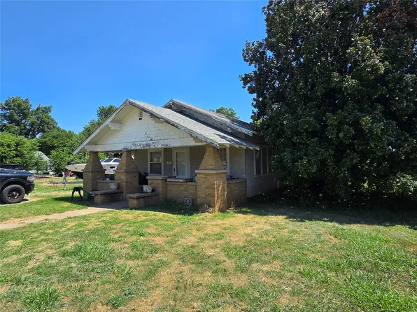 306 S 2nd St, Fairfax, OK 74637