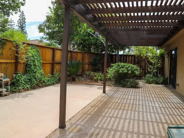 5312 N Colonial Ave APT 101, Fresno, CA 93704