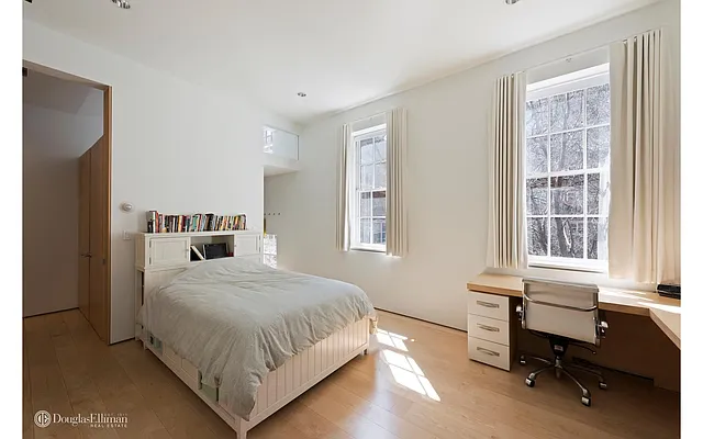 Sold by Douglas Elliman | media 28