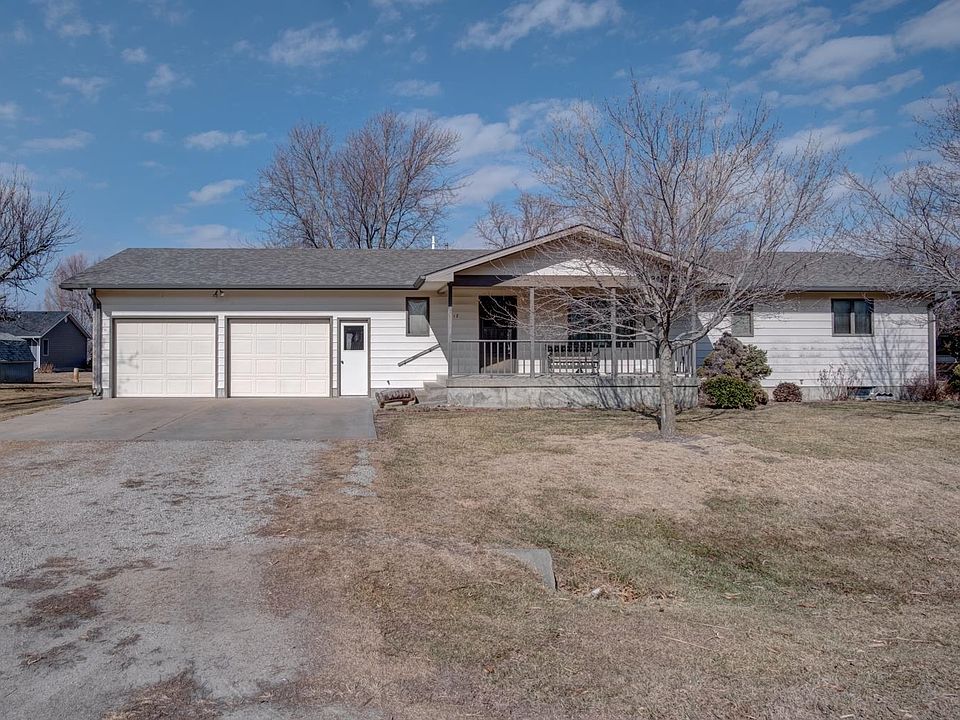 1st image of 512 E Centennial Dr