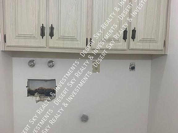 4th image of 2300 Kent Rd APT 3