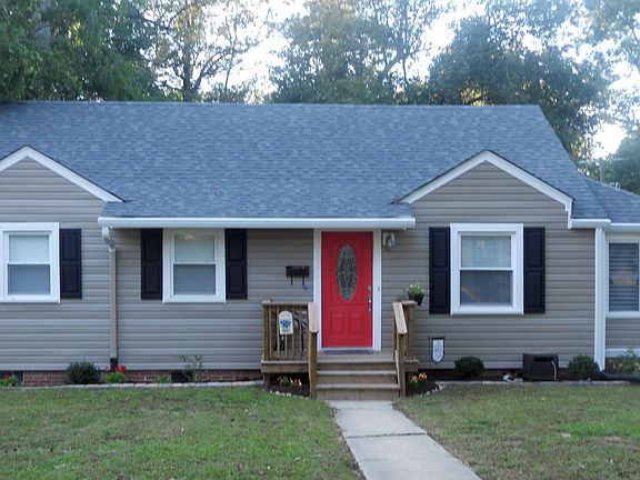 Front of house 10-11