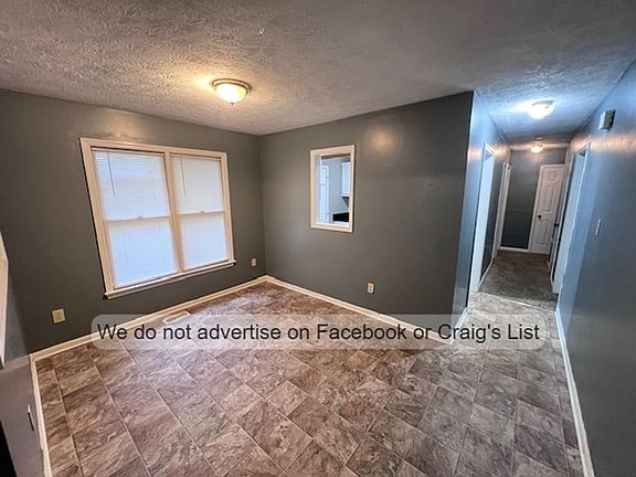3rd image of 516 Crooked Creek Ct