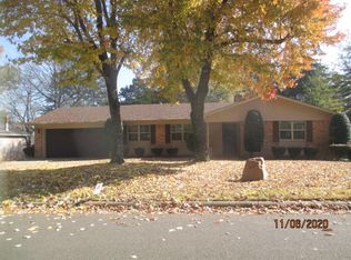 1108 Ridgewood Dr, Russellville, AR 72801