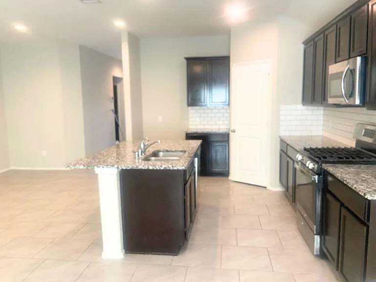 8310 Rose Petals Ln — Photo 8