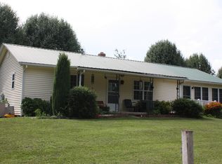 545 McClure St, Red Boiling Springs, TN 37150