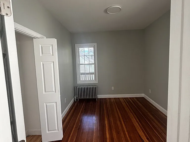 33 Wolcott St #3 — Photo 4