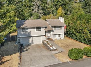 826 Haskell St, Dupont, WA 98327