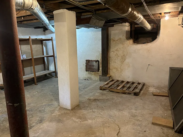 2685 South Ave — Photo 28