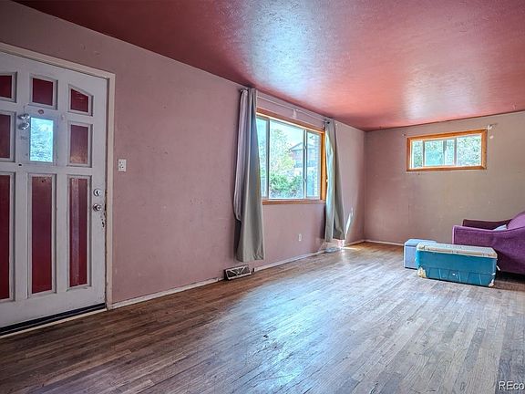 2nd image of 623 Winona Court