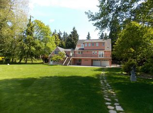 16933 Inglewood Rd NE, Kenmore, WA 98028