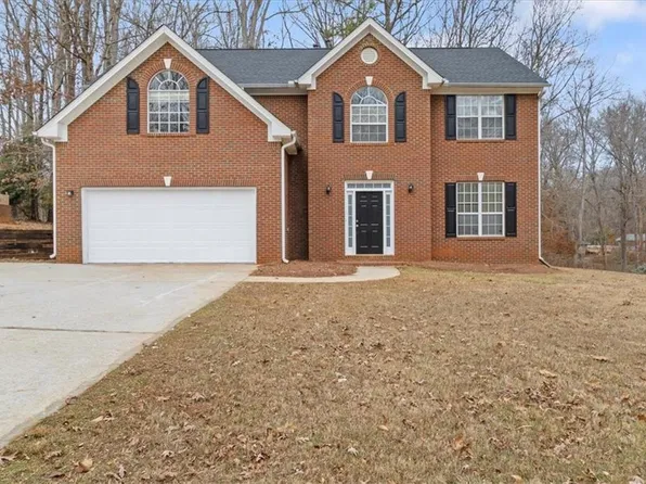 1054 Falls Brooke Dr, Conyers, GA 30094
